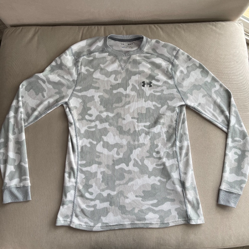 Under Armor Thermal Long Sleeve (Medium)